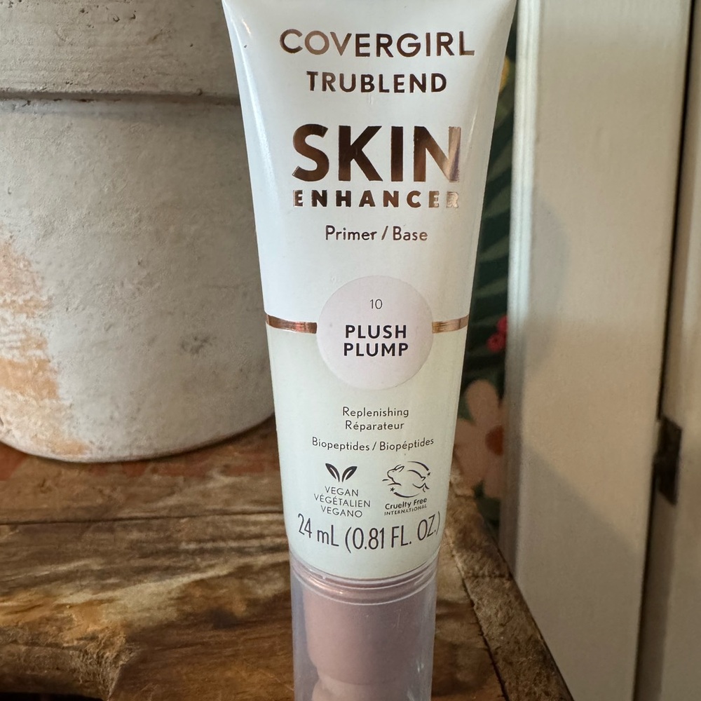 COVERGIRL TruBlend Skin Enhancer Primer - Plush Plump